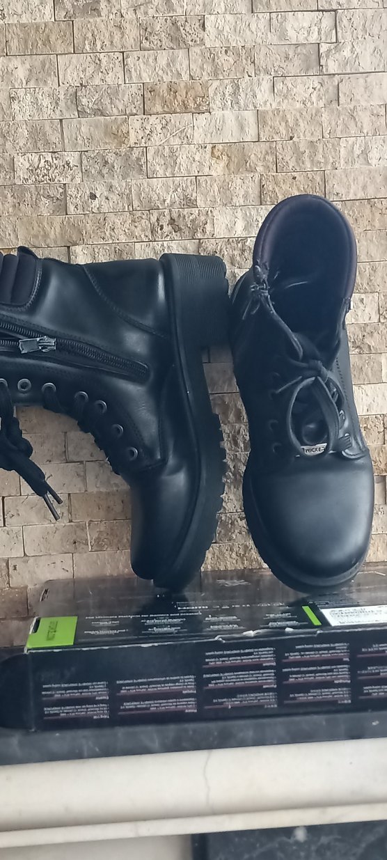 Siyah Gotik Kadın Botları Tokalı Blok Topuk - Görsel 3