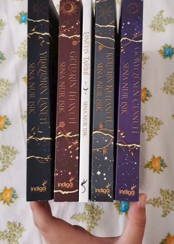 Sena Nur Işık - Yıldızların Laneti 5 Kitap Seti