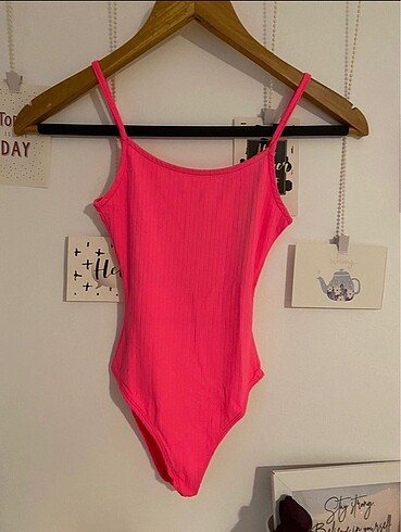 Pull Bear Body