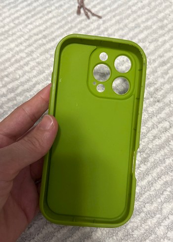 16 pro Düğmeli Pastel Yeşil Telefon Kılıfı - Görsel 2