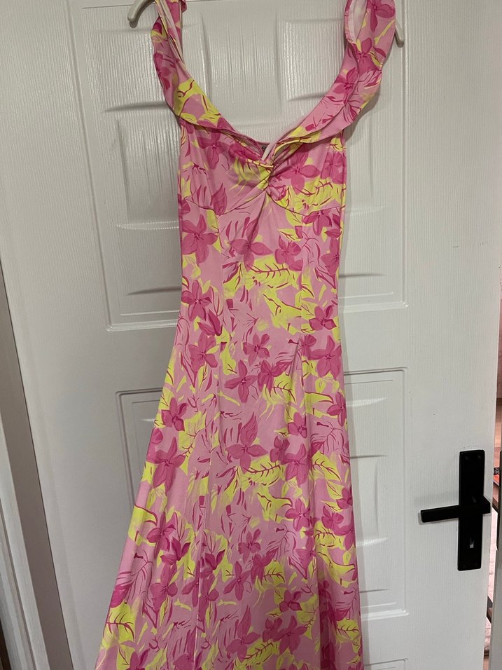 Pembe Çiçek Desenli Drapeli Uzun Elbise - Görsel 5