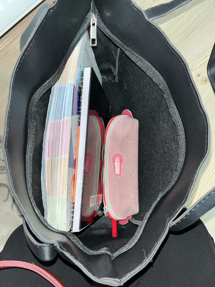 Siyah Deri büyük boy kadın çanta - Görsel 2