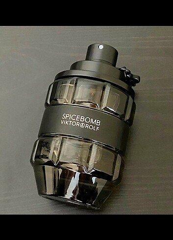 Viktor & Rolf - Spicebomb !!