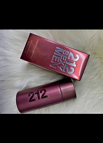 Carolina Herrera Carolina Herrera - 212 Sexy Men !