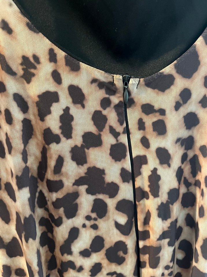 Leopar Desenli Uzun Askılı Elbise - Görsel 4