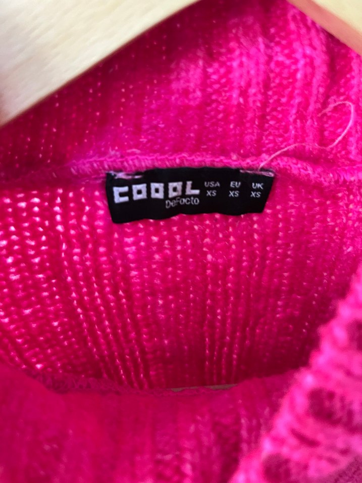 Pembe Yüksek Yakalı Örgü Kadın Kazak - Görsel 2