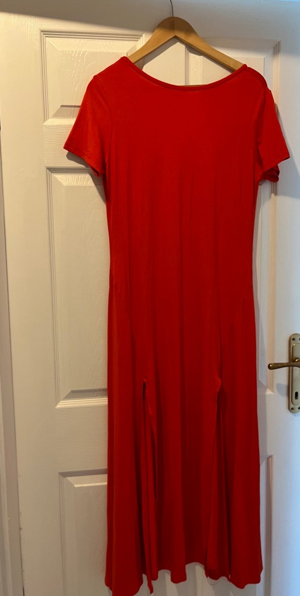 Kısa Kollu Kırmızı Uzun Elbise - Görsel 2
