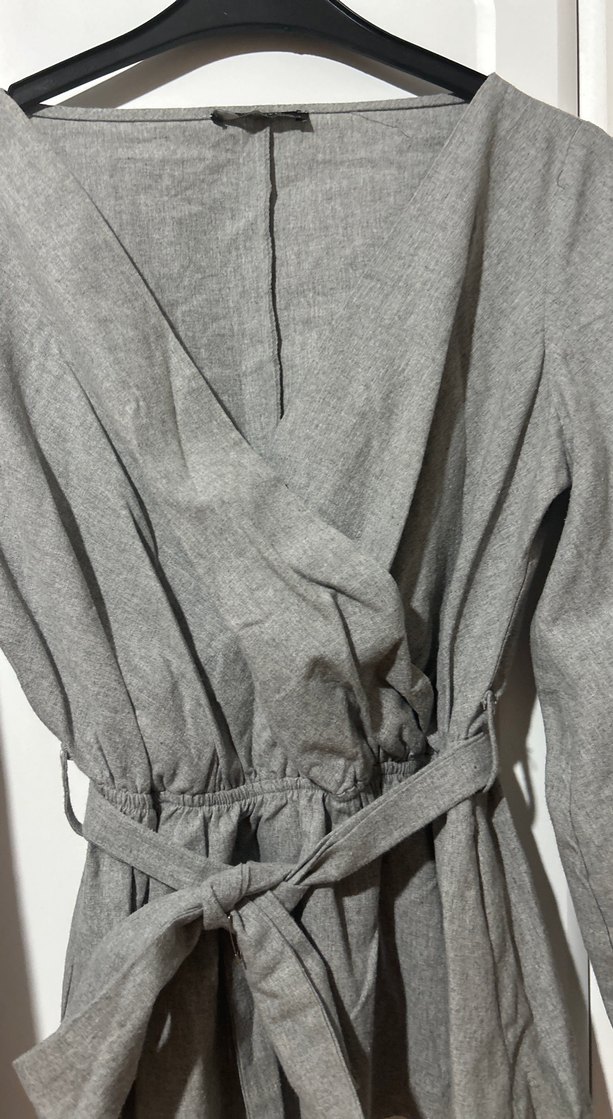 Gri Kemerli V Yaka Kadın Bluz - Görsel 2