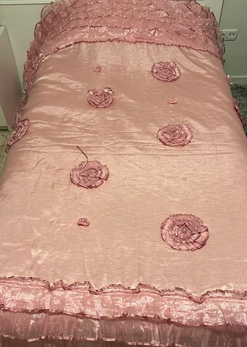 Pembe İşlemeli Parlak Yatak Örtüsü çift kişilik - Görsel 2