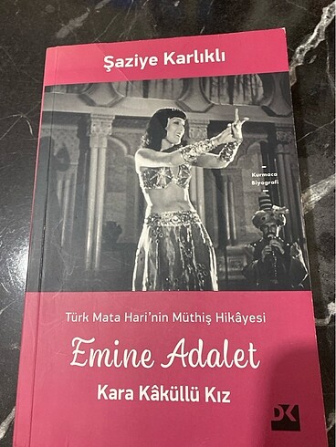 Şaziye Karlıklı Kara Kaküllü Kız