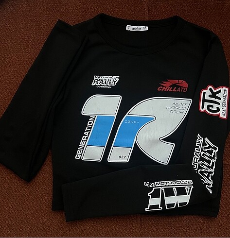 Addax Bisiklet Yaka Uzun Kollu Racing Babe Baskılı Crop Bluz