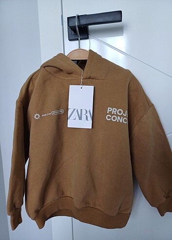 18-24 Ay Beden Zara erkek çocuk sweatshirt