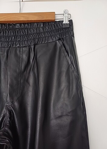Diğer Kadın deri pantolon