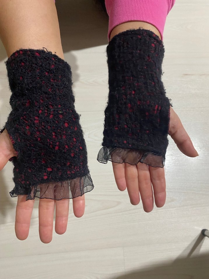 Siyah kışlık Örgü Gotik Kadın Eldiven - Görsel 2