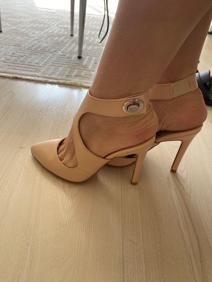 Bej Kemerli Stiletto Kadın Topuklu Ayakkabı - Görsel 3