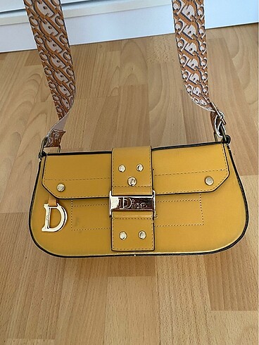Christian Dior çanta