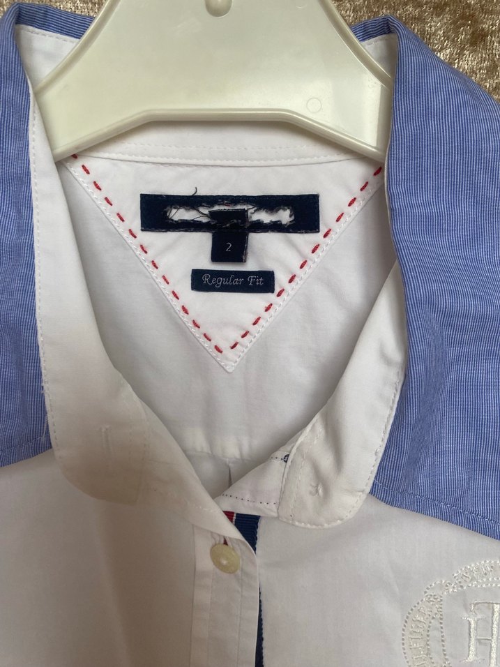 Tommy Hilfiger Mavi Yaka Detaylı Beyaz Kadın Gömlek - Görsel 2