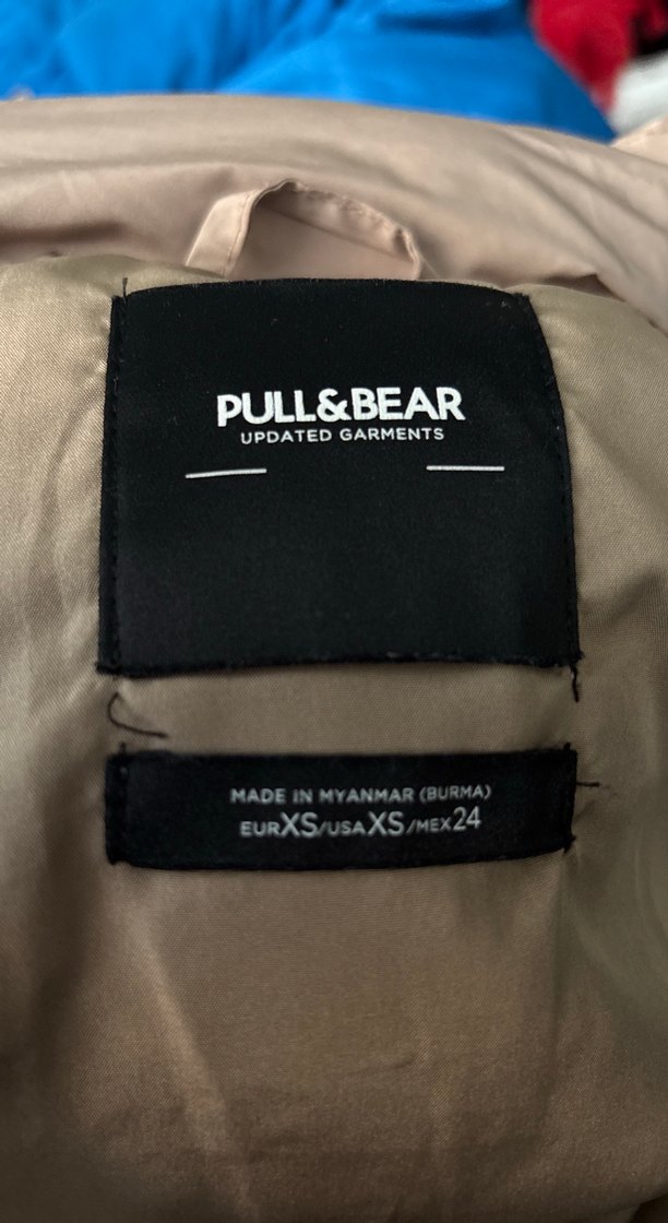 Pull&Bear şişme crop mont - Görsel 3