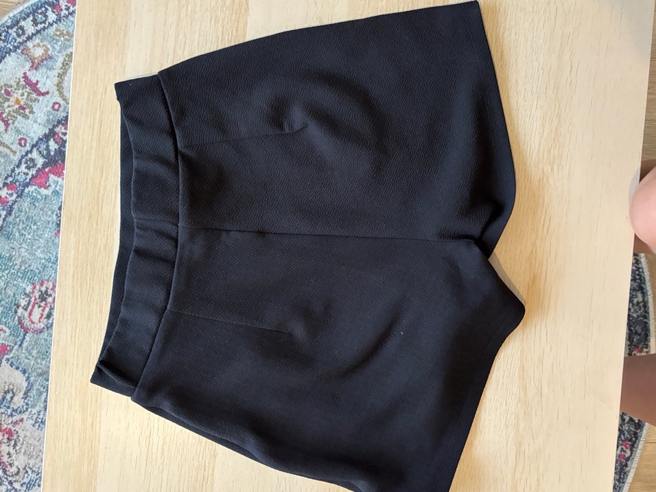 Siyah Mini Düz Kesim Şort Etek - Görsel 3