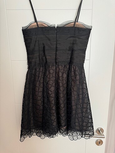 BCBG Maxazria Abiye kıyafet