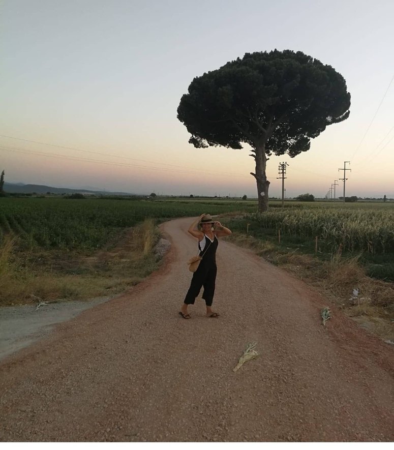 Siyah Kadın Tulum - Görsel 3