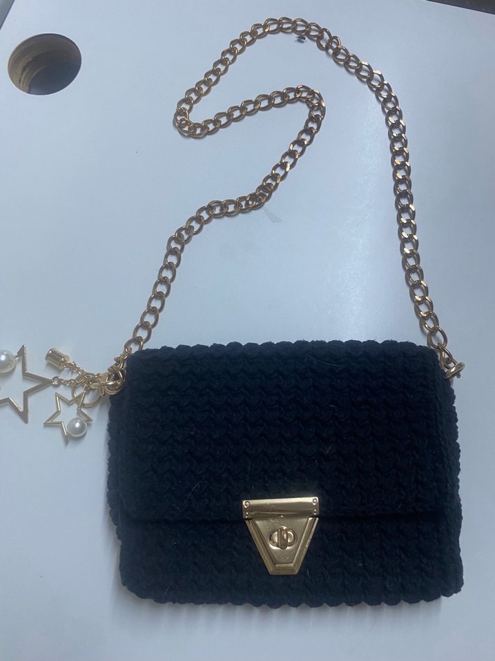 Zincir Detaylı Siyah Örgü Kadın Çanta - Görsel 3