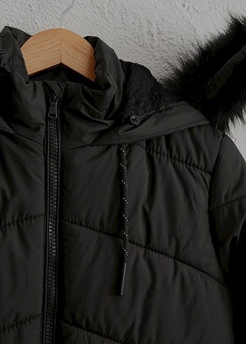 Siyah Kürklü Kadın Kışlık Mont - Görsel 6