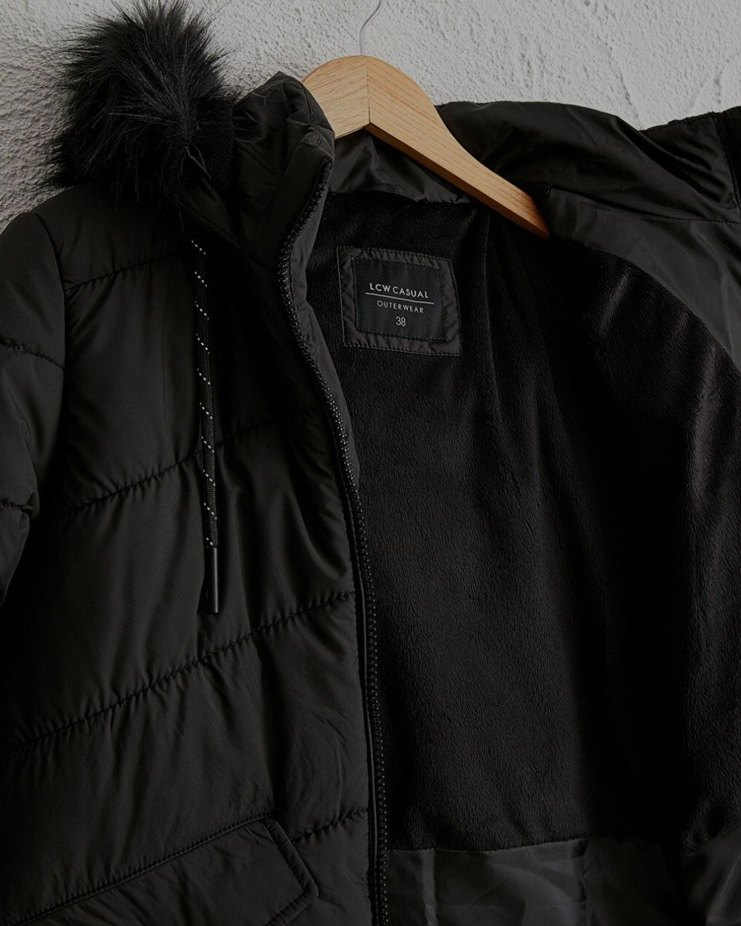 Siyah Kürklü Kadın Kışlık Mont - Görsel 5