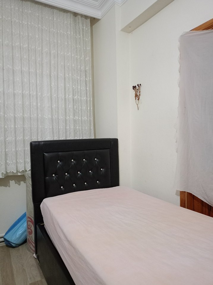 Siyah Baza Ve Başlık - Görsel 4