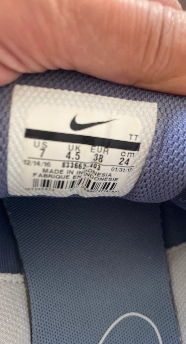 Orijinal Gri Bağcıklı Kadın Spor Ayakkabı - Görsel 4