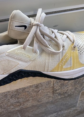 Beyaz Bağcıklı Nike Kadın Spor Ayakkabı - Görsel 2