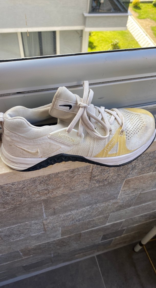 Beyaz Bağcıklı Nike Kadın Spor Ayakkabı - Görsel 3