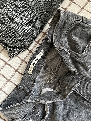 36 Beden gri mom jean