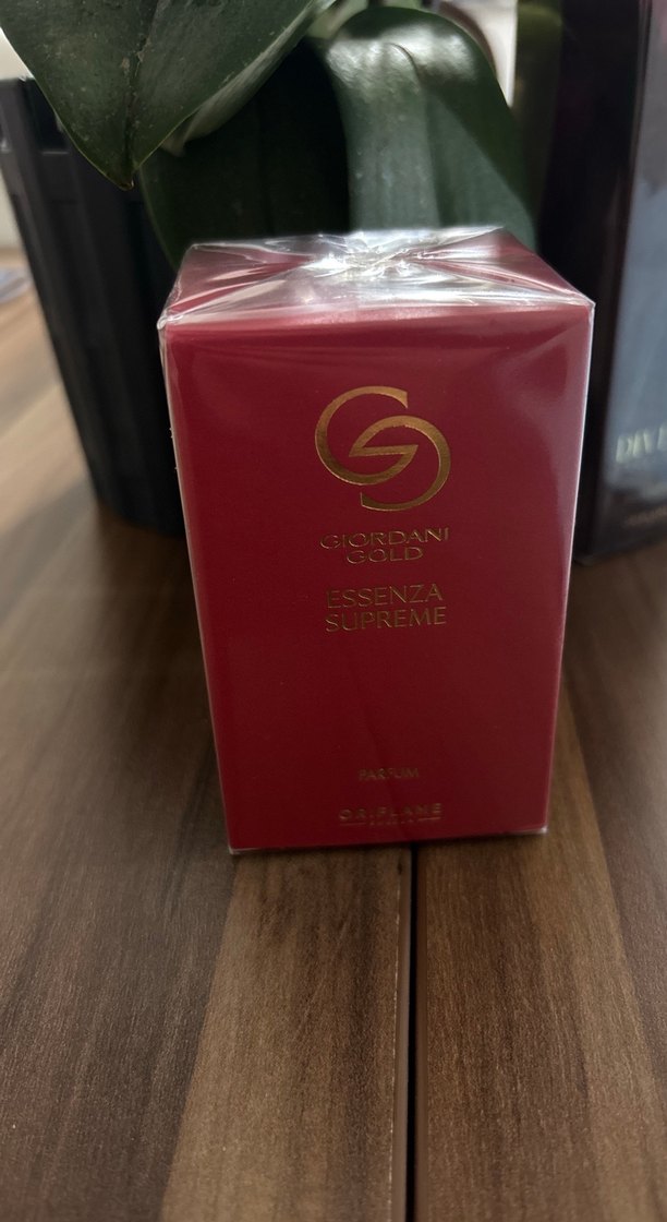 Giordani Gold Essenza Supreme Kadın Parfümü - Görsel 2