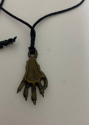 Zincir Detaylı Gotik Kadın Kolye - Görsel 3