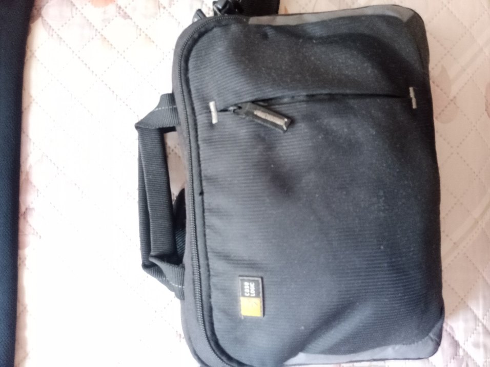 TOSHIBA Siyah Laptop - Görsel 3