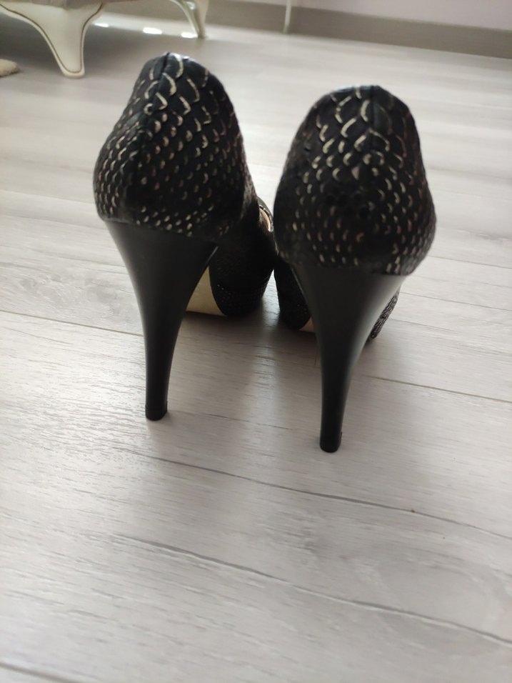 Topuklu Ayakkabı - Görsel 3