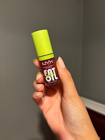 Nyx fat oil