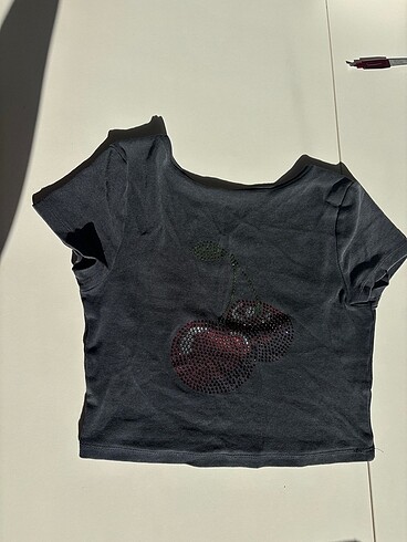 Bershka taşlı üst