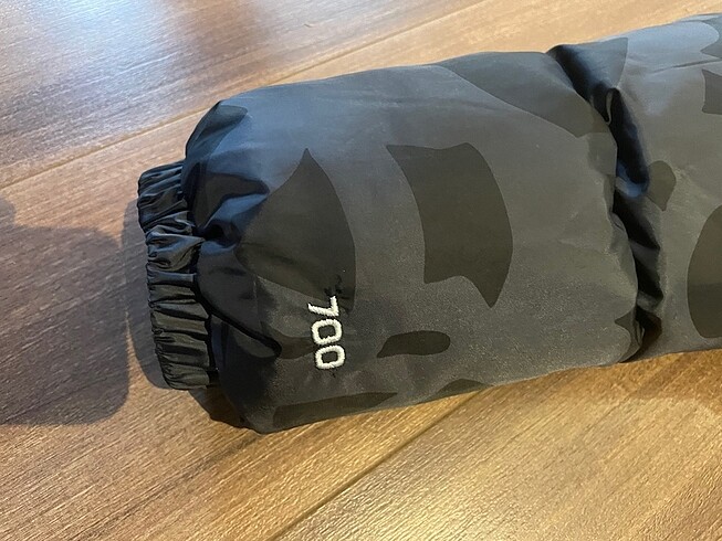 l Beden THE NORTH FACE KAWS X TNF MONT