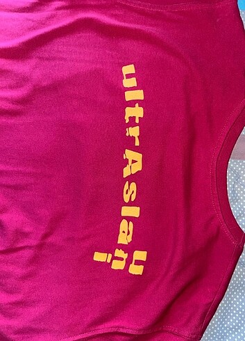 ultrAslan UNI M beden tişört. Tertemiz durumdadır. 2-3 kere giyd - Görsel 7