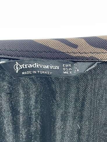 Stradivarius Kısa Elbise %70 İndirimli. - Görsel 4