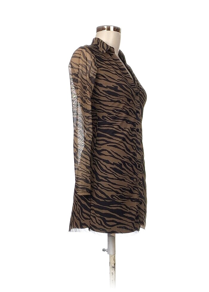 Stradivarius Kısa Elbise %70 İndirimli. - Görsel 2