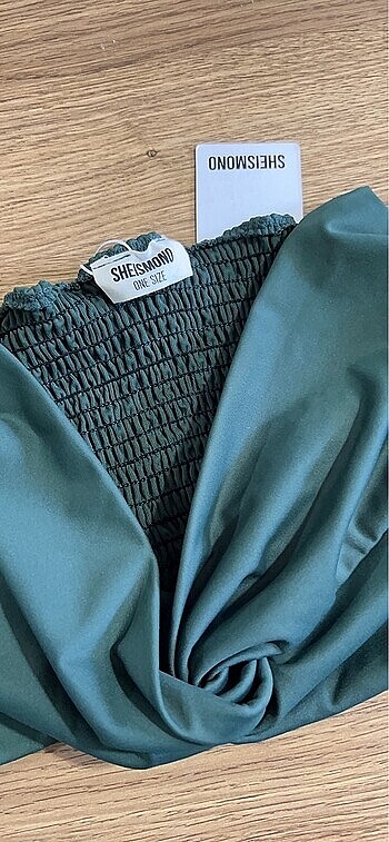 Zara Sheismono yeşil straplez büstiyer