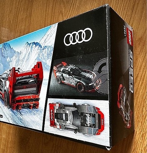 Beden LEGO® Speed Champions Audi S1 e-tron - 76921