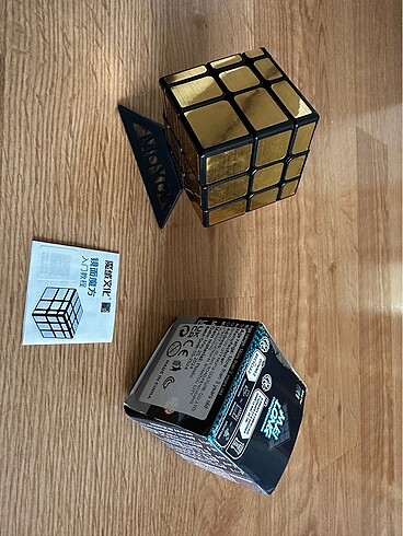 Diğer 3x3x3 Altın Renkli Magic Mirror Zeka Küpü