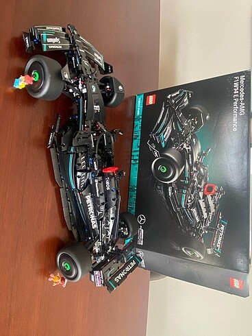 LEGO Mercedes-AMG F1 W14 E Performance 42171