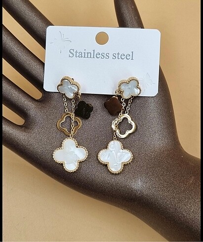 Van Cleef küpe modeli