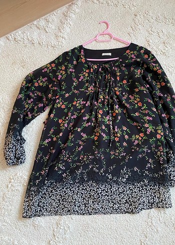 Çiçekli gömlek - Görsel 2