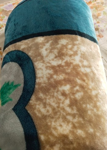 Çiçek Desenli Açık Kahverengi Battaniye - Görsel 4